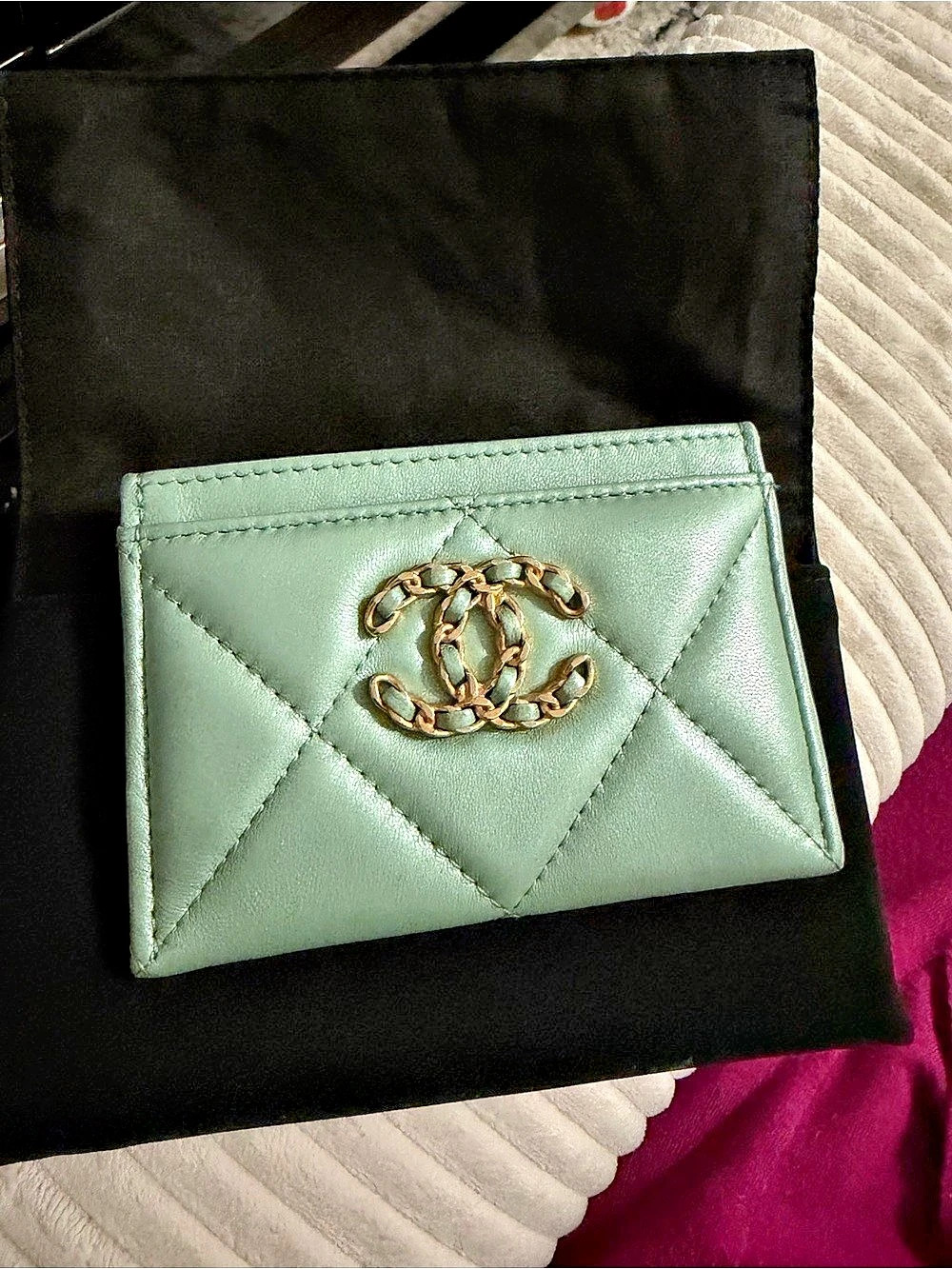 Chanel 19 Card Holder Green
